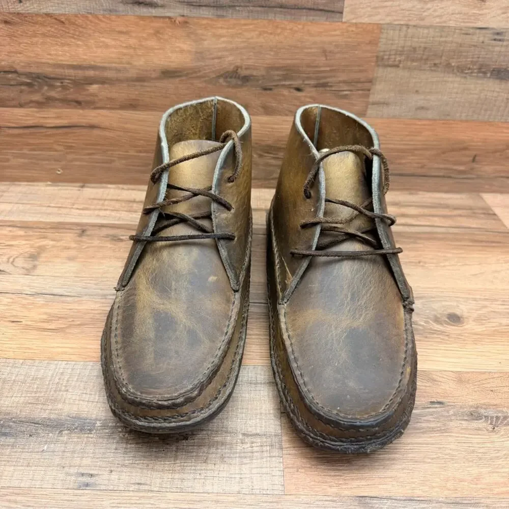 Quoddy men size 9.5 Tracker LE - Chromepak Natural Leather Moccasins Boots
